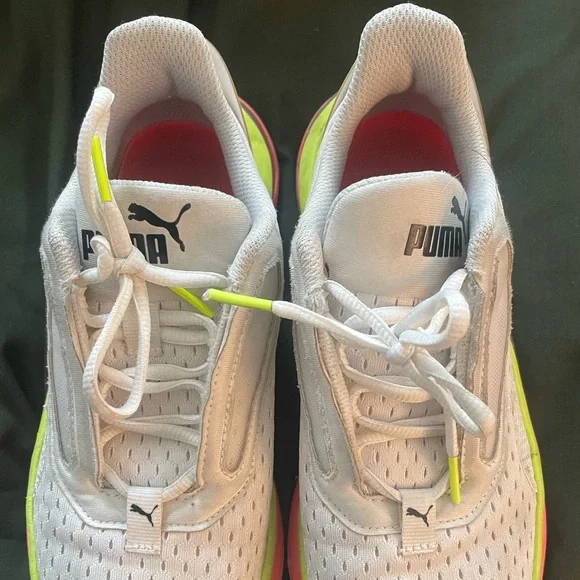 white low trainers running atheltic shoes outdoor puma footwear y2k sneakers - Picture 10 of 10